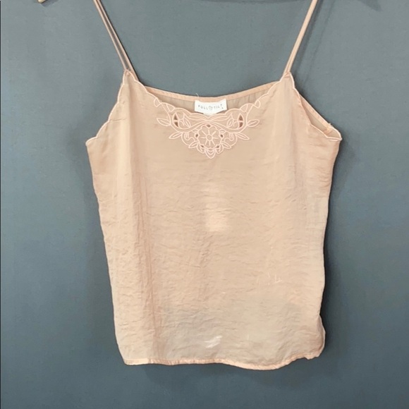 𝅺nwt satiny tank - Picture 5 of 8